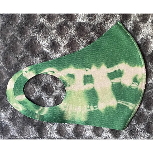 💚 Tie-dye Unisex Face Mask - Picture 2 of 5